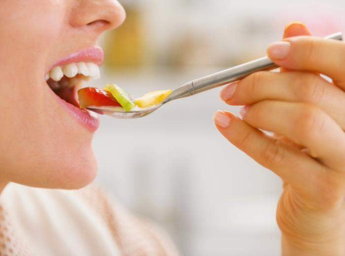 Dentist in Northwest Vegas Explains How Chewing Encourages a Healthy Weight