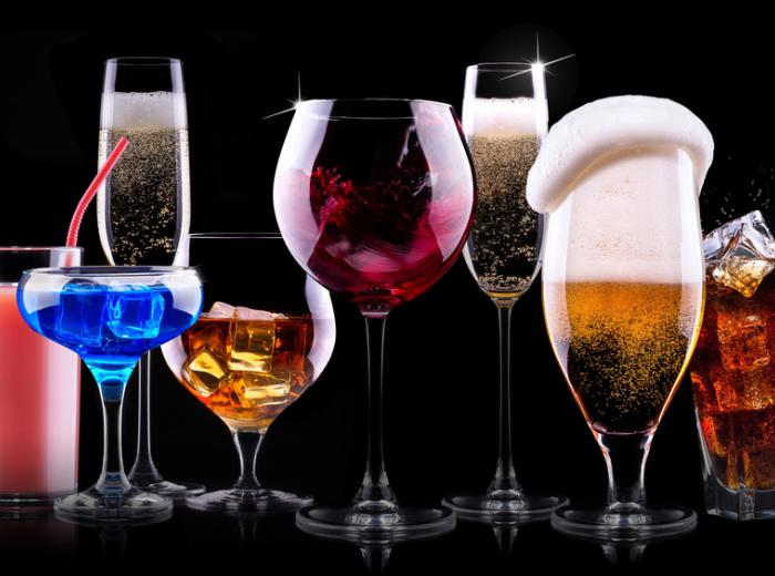Las Vegas Dentists Respond: Can Alcohol Consumption Cause Cavities?